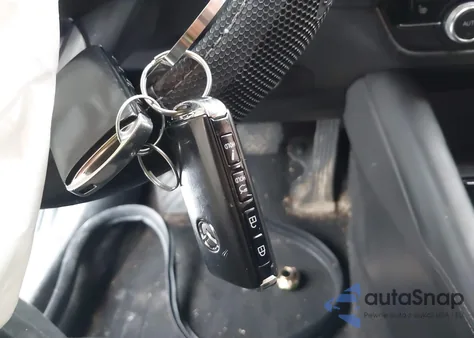 2021 Mazda Mazda6 Touring z USA, uszkodzony, nr VIN JM1GL1VM7M1612221